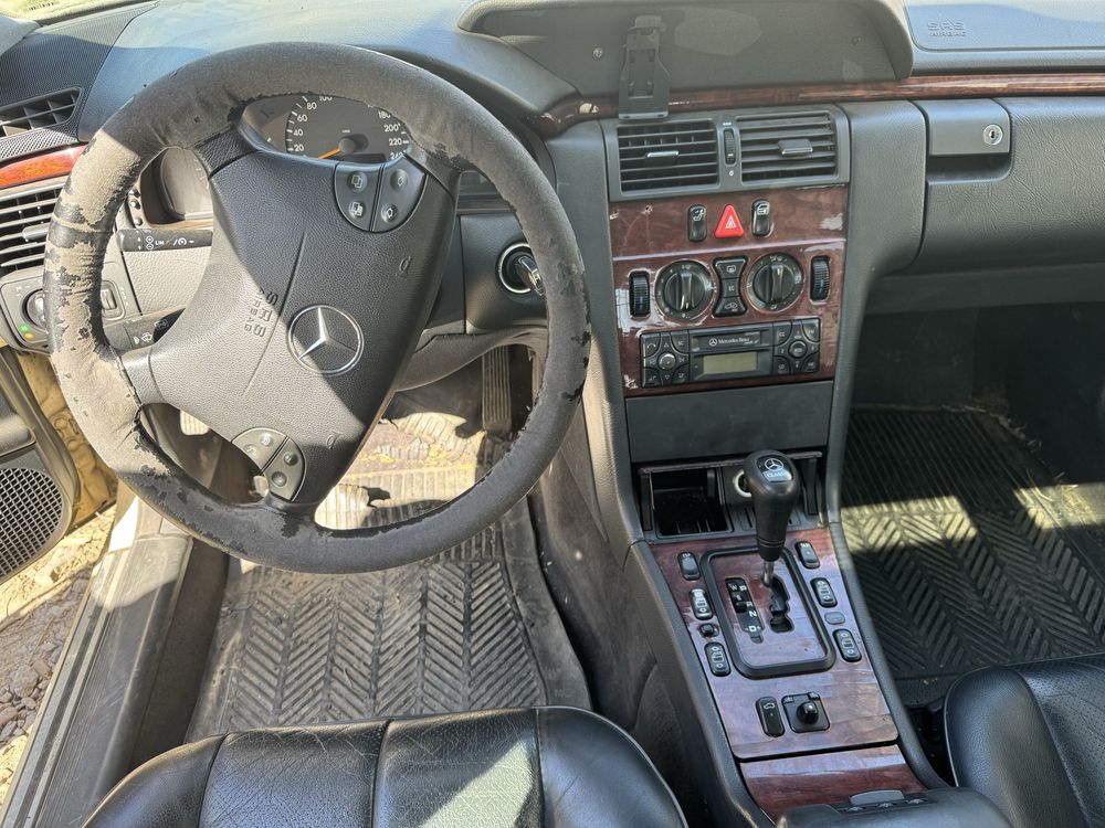 В разборе Merсedes Benz Мерседес