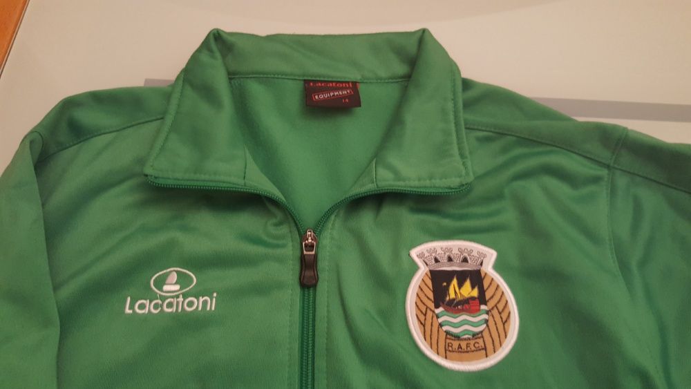 Casaco e polos do Rio Ave oficiais