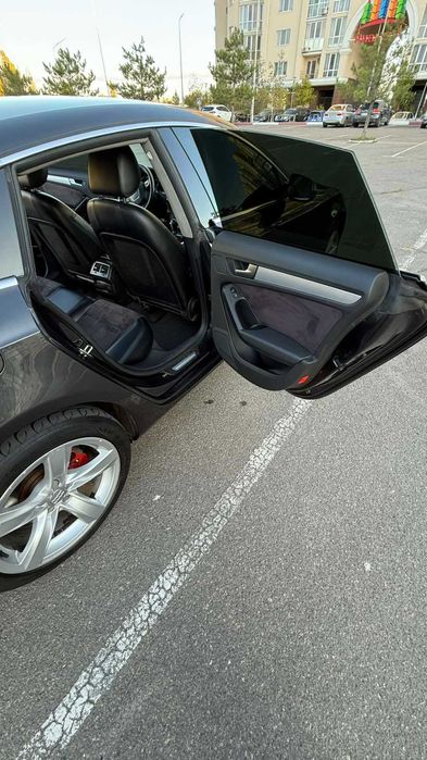 Audi A5 2011 г,1.8 т