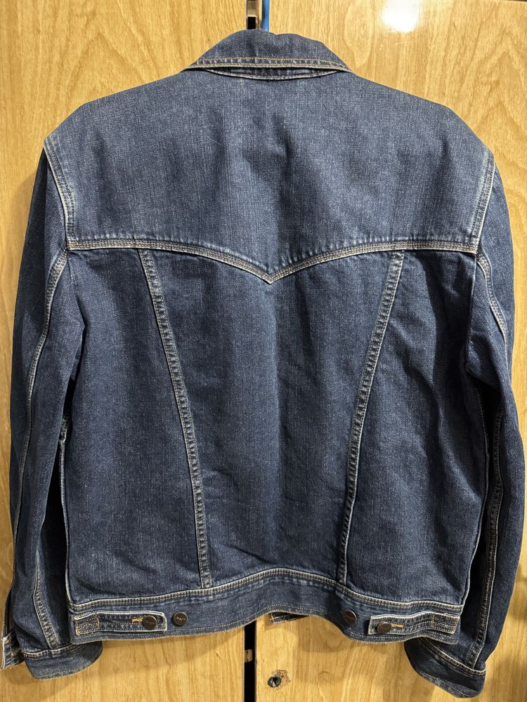 Продам  Джинсовий  Піджак  Wrangler
