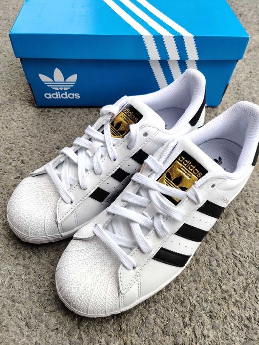 PółbutyButy meskie adidas Superstar CloudWhite Półbuty R.42