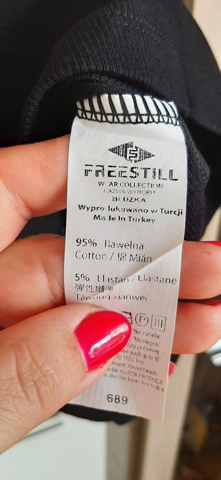 Bluzka czarna prazek Nowa S,M,