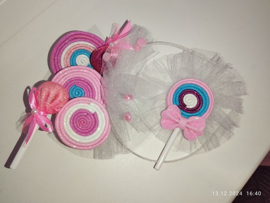 Обруч цукерочки  ,та брошка цукерок