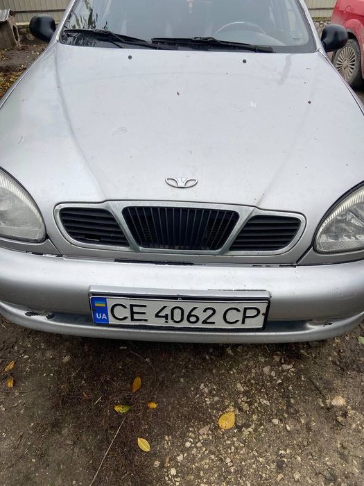 Автомобіль на повному ходу!!!