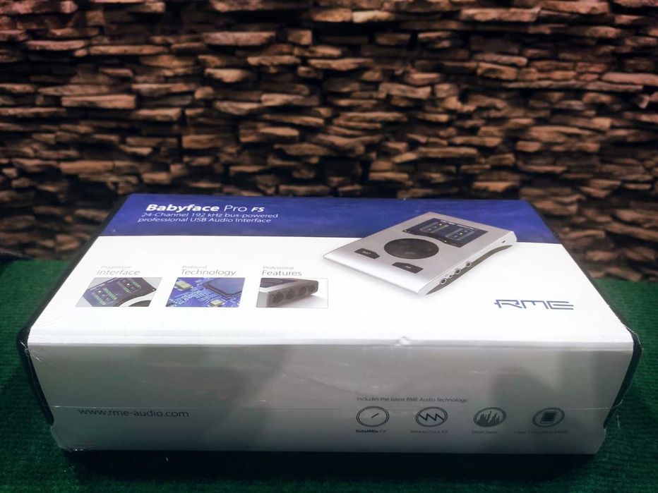 Звуковая карта RME BabyFace Pro FS