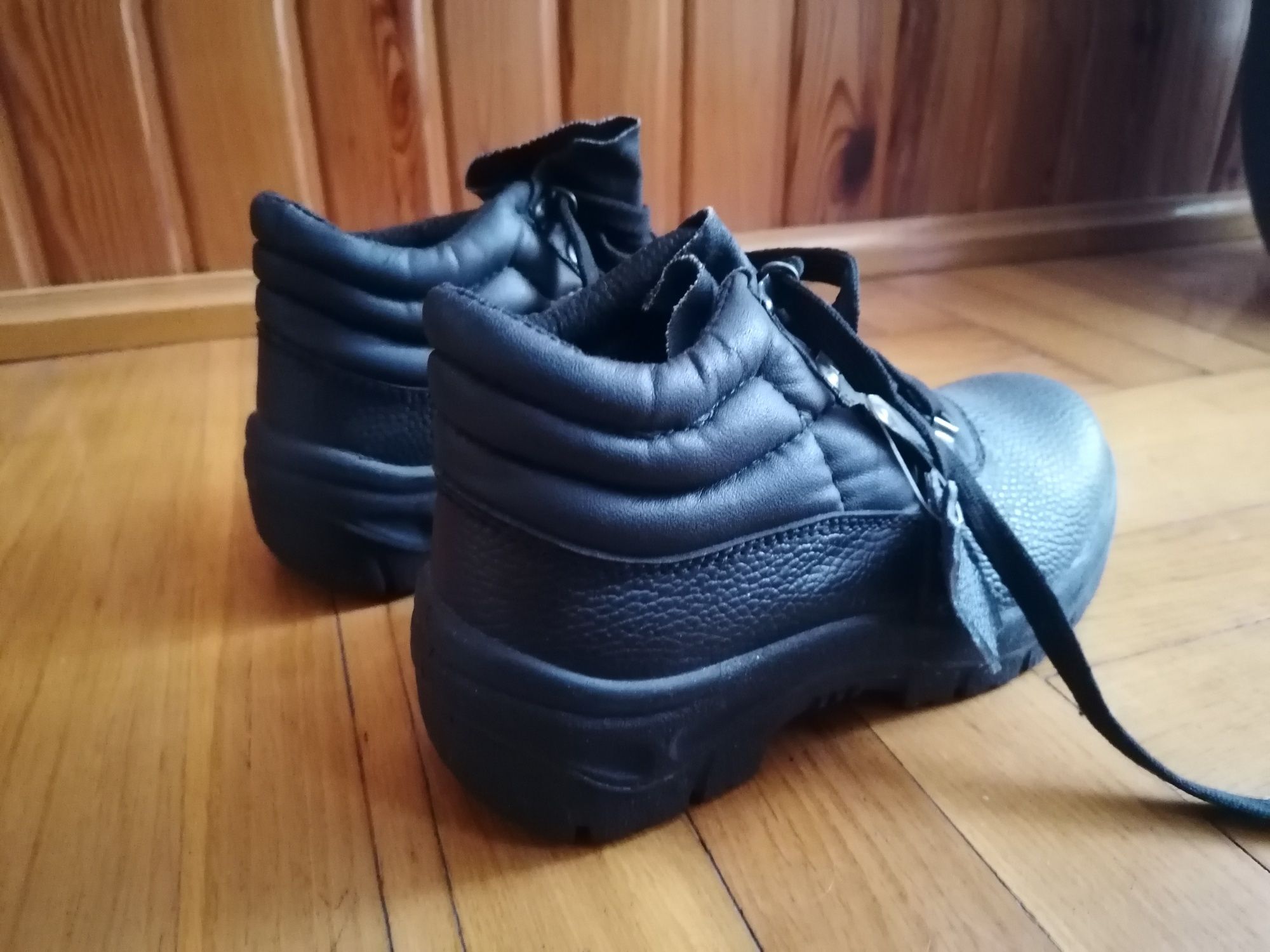 Buty ochronne Safety Shoes rozmiar 37 nowe