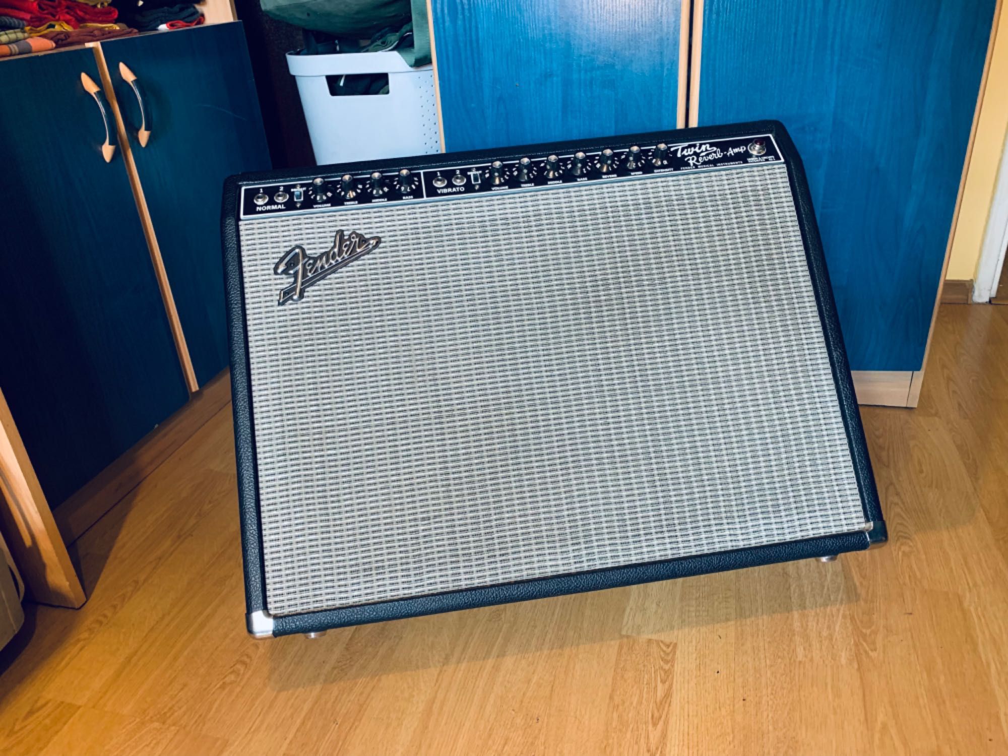 FENDER 65 Twin Reverb Amp (Jak nowy)