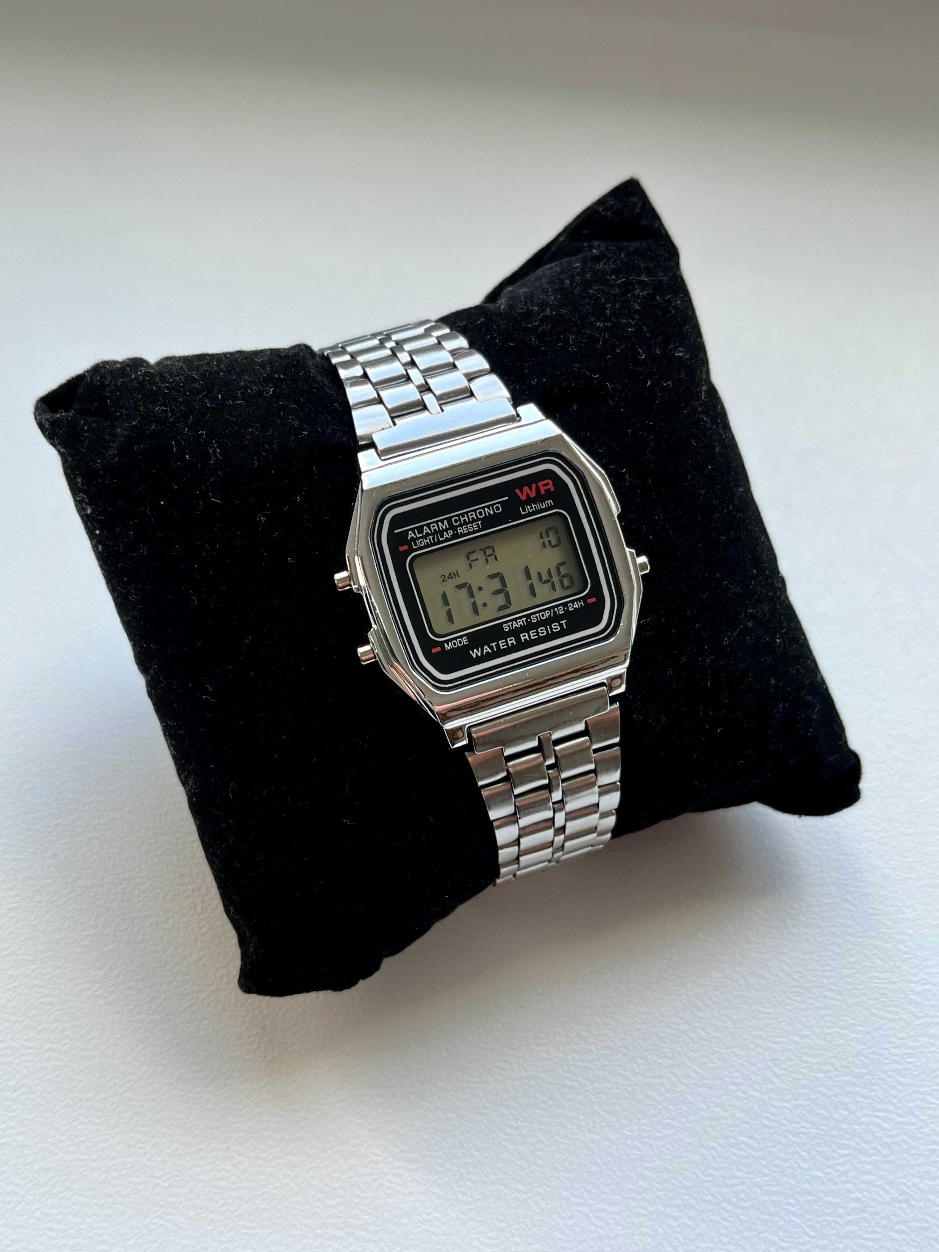 NOWY Srebrny Zegarek Retro w stylu Casio