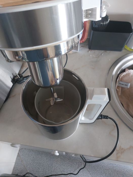 Robô de Cozinha BECKEN Jullie (1.5 L - 950 W)