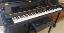 Piano vertical Yamaha