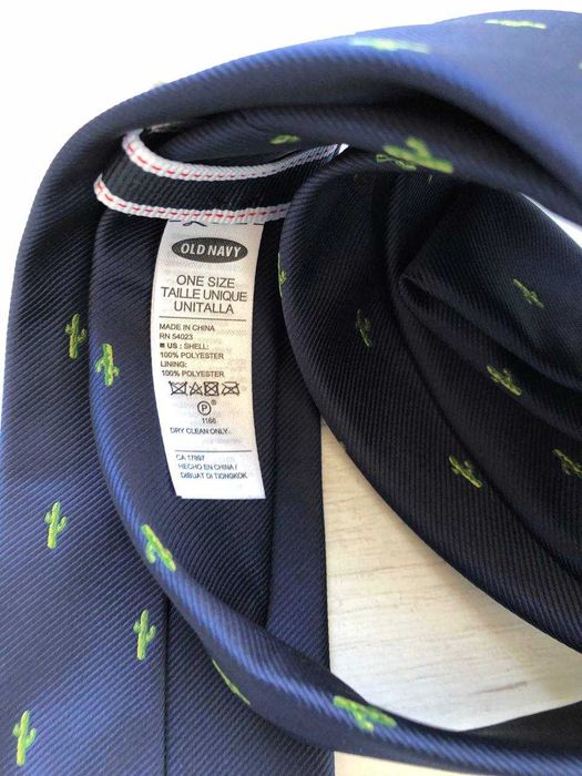 Нова краватка Old Navy

Нова краватка Old Navy