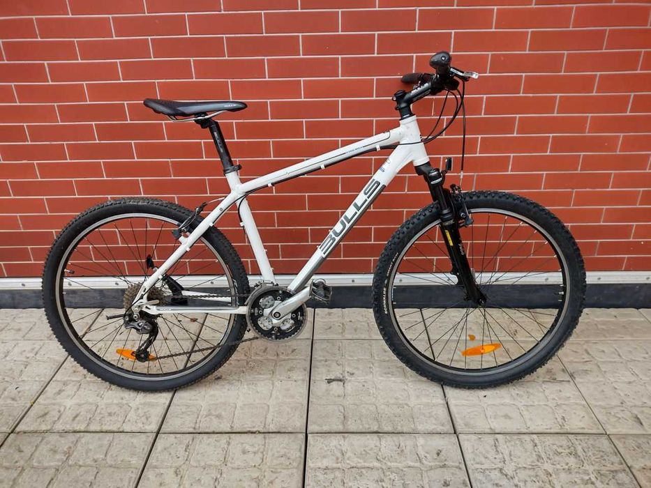 rower górski BULLS ALU, amortyzator, przerzutki Deore, SLX