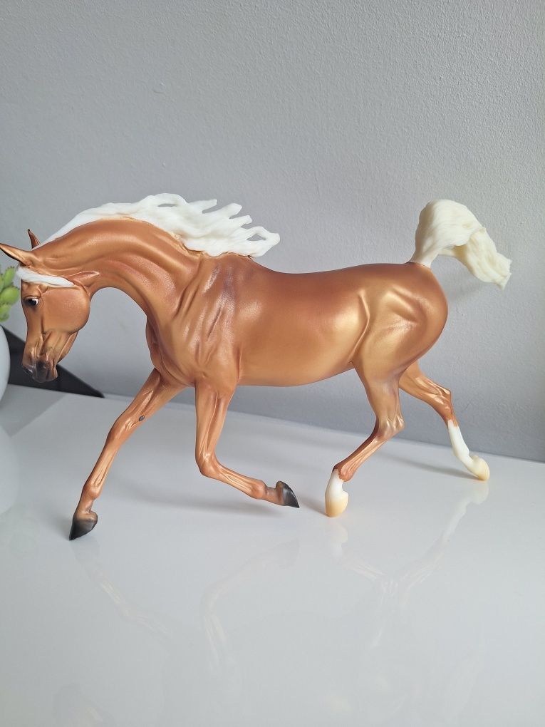 Breyer Weather Girl Sunny