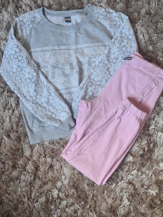 Bluza szara i spodnie dresowe różowe rozm 140