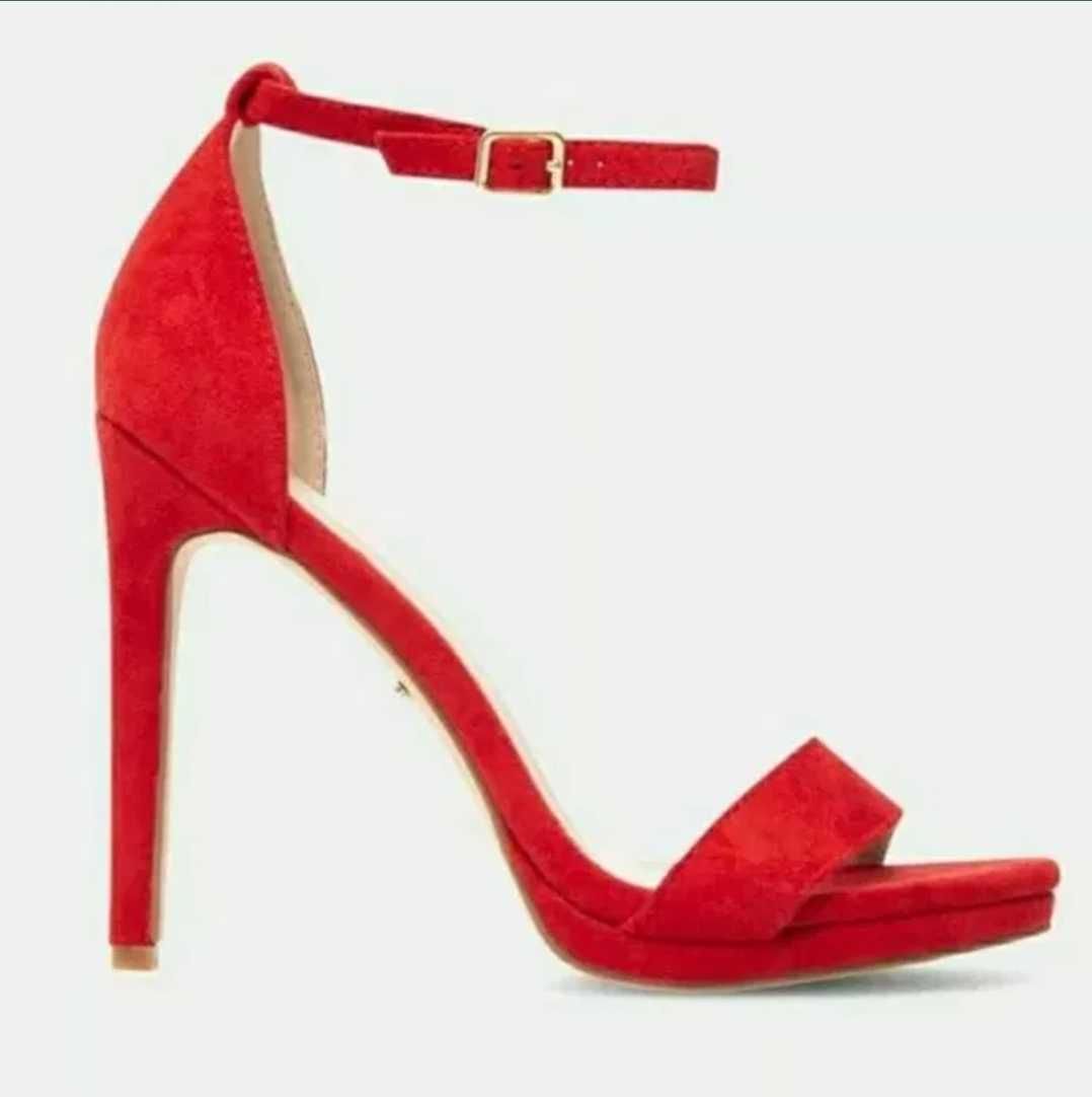 НОВЫЕ красные босоножки 39 шпильки красные туфли 39 босоножки с пяткой