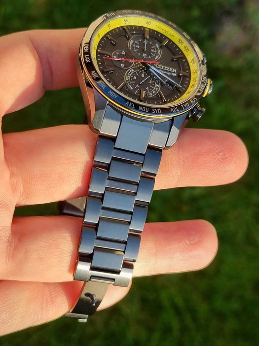 Citizen Attesa Nissan Fairlady Z Ikazuchi Yellow AT8185-89E