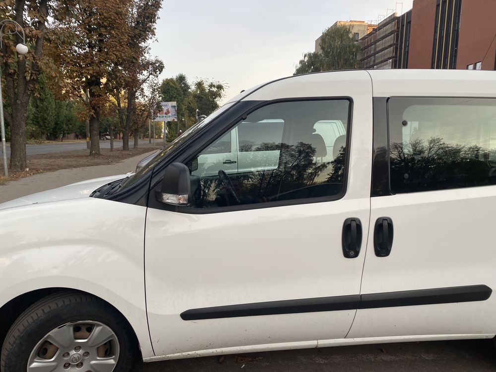 Продам Opel Combo