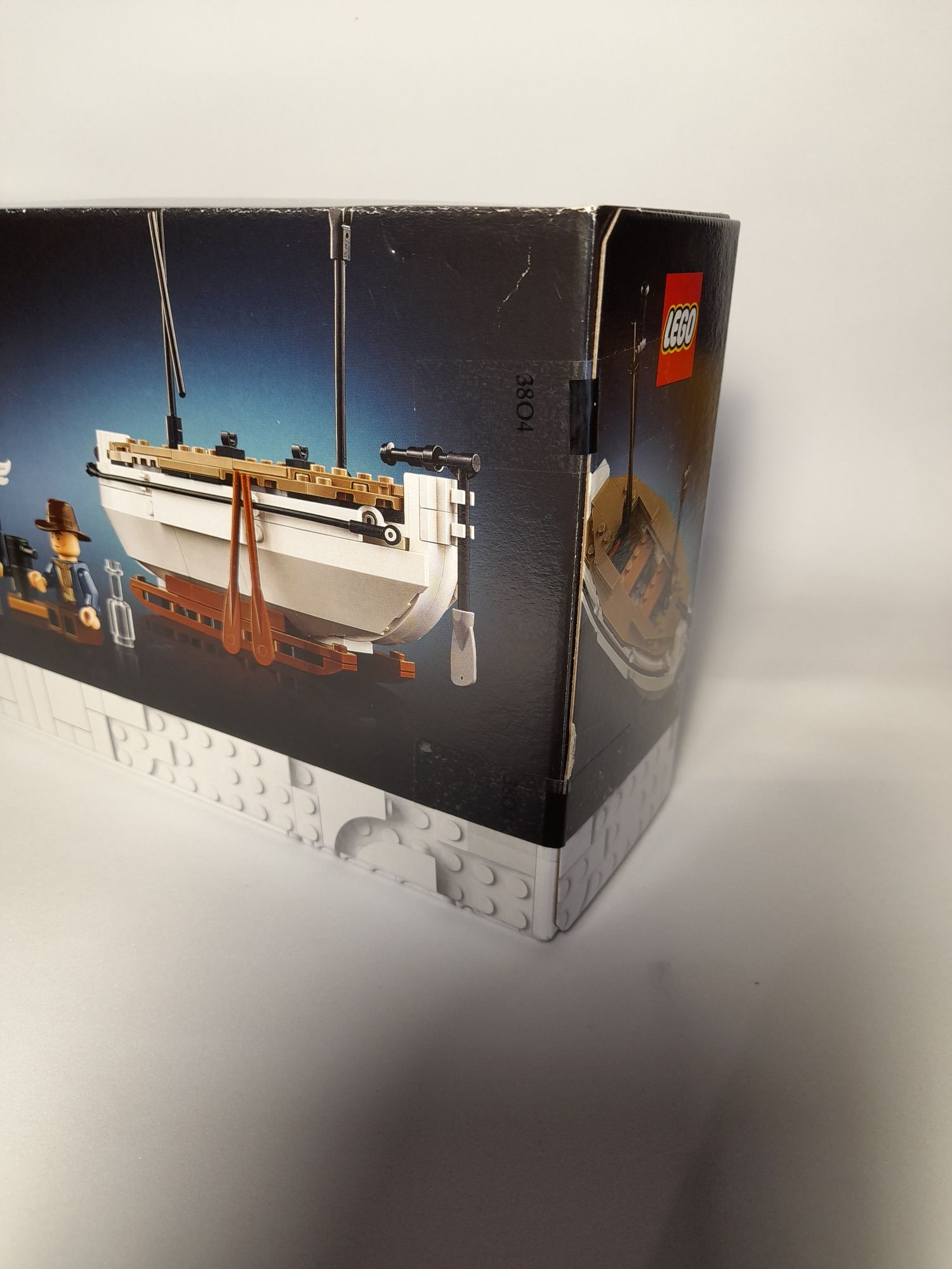 Lego Shackleton's Lifeboat