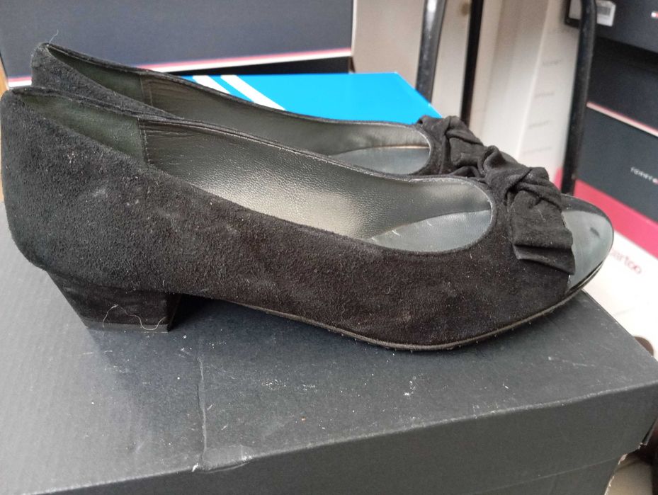 Sapatos Geox 38 novos