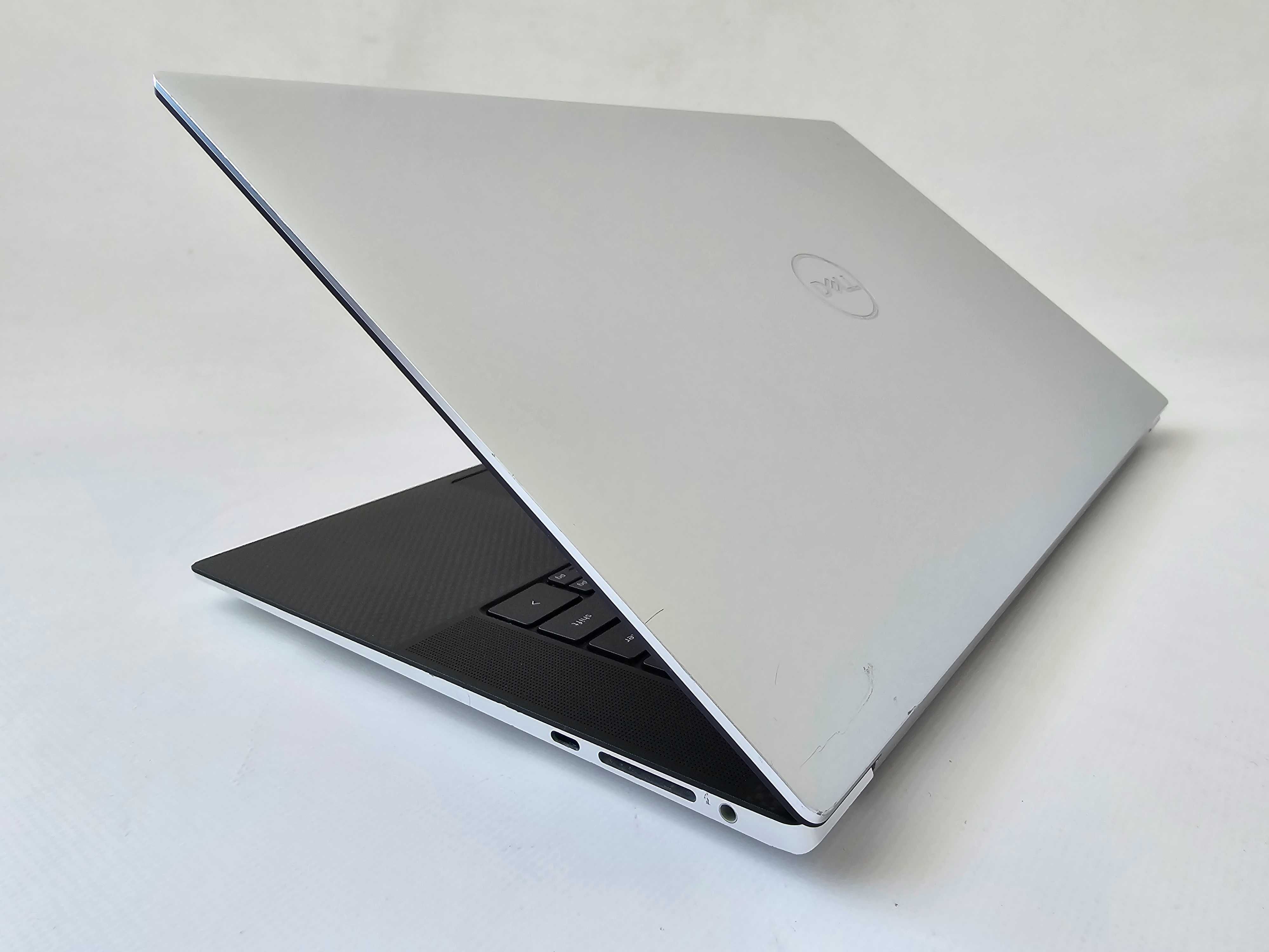 Dell XPS 9530 (2023) i7 13700H/RTX 4060/RAM 16GB/SSD 1TB/WIN 11 Pro