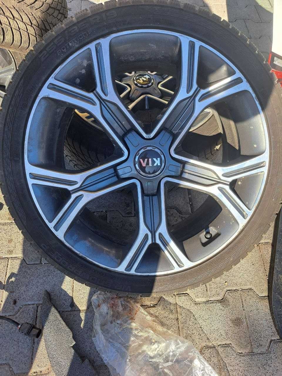 Komplet kół felg Kia stinger nowe opony