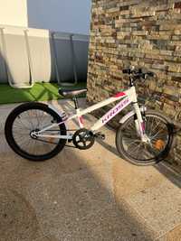 Bicicleta Kross menina roda 20