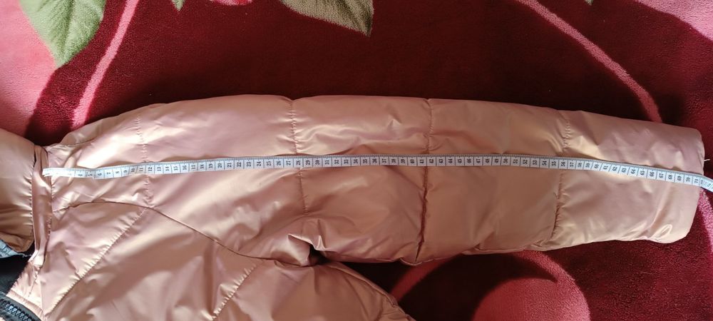 Куртка зимова продам!