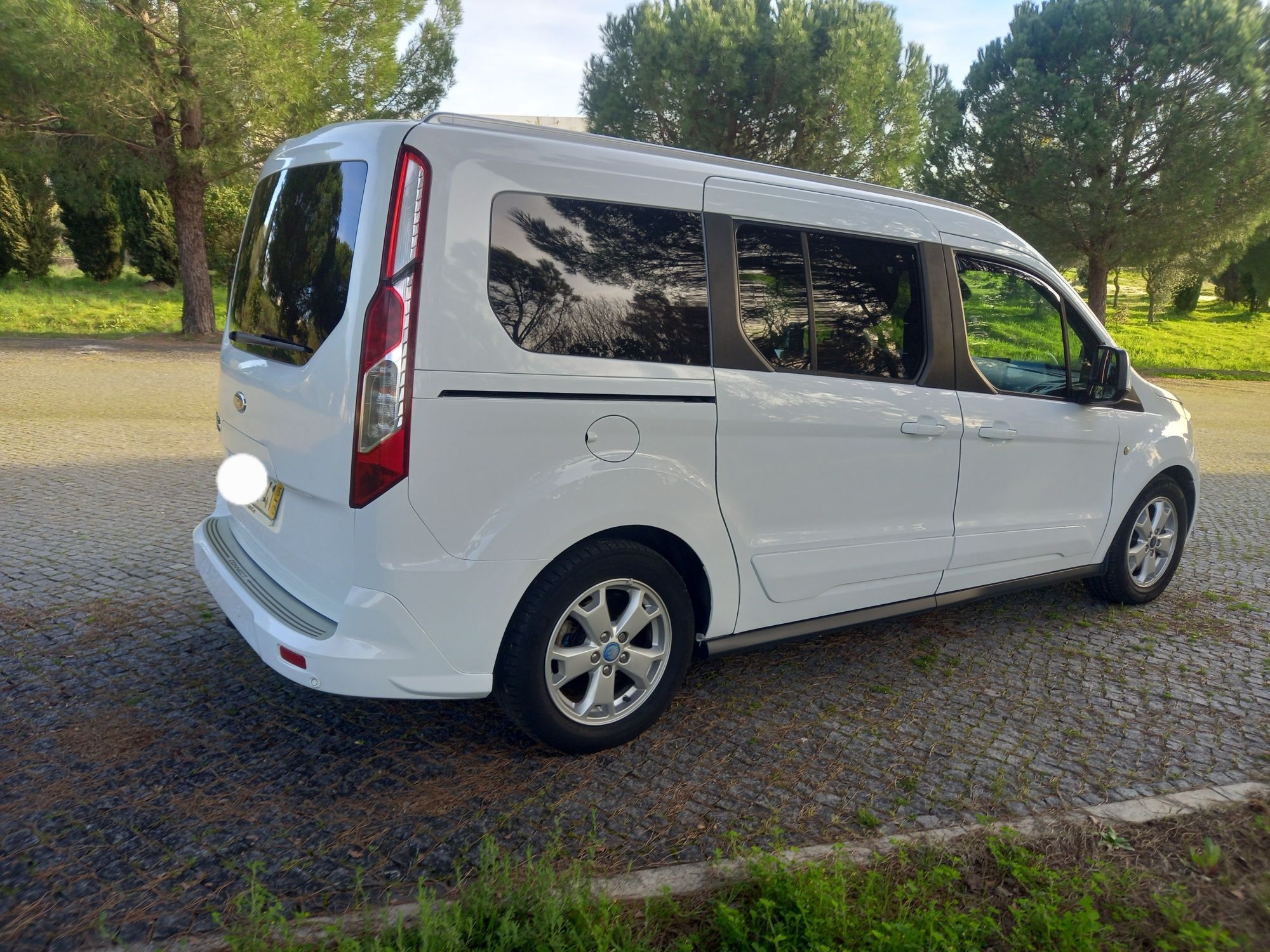 Ford Ford tourneo connect | 7 lugares | 1.5cc | 120 cv | caixa 6 Vel