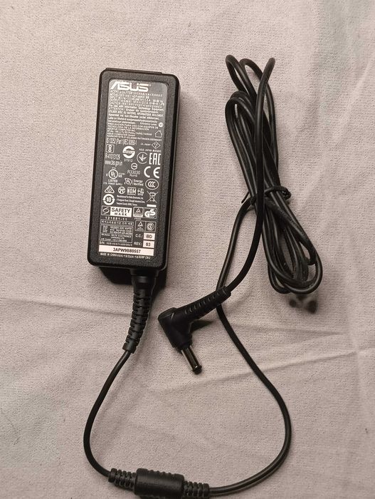 Блок живлення зарядне до ноутбука нетбука ASUS 19V 2.1A (5.5×2.5мм)