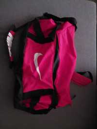 torba sportowa nike na silownie