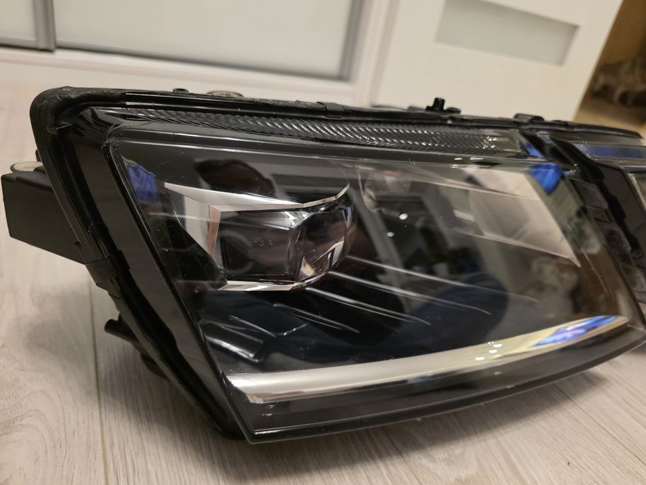 Lampa prawa Skoda Octavia 3 lift full led opis