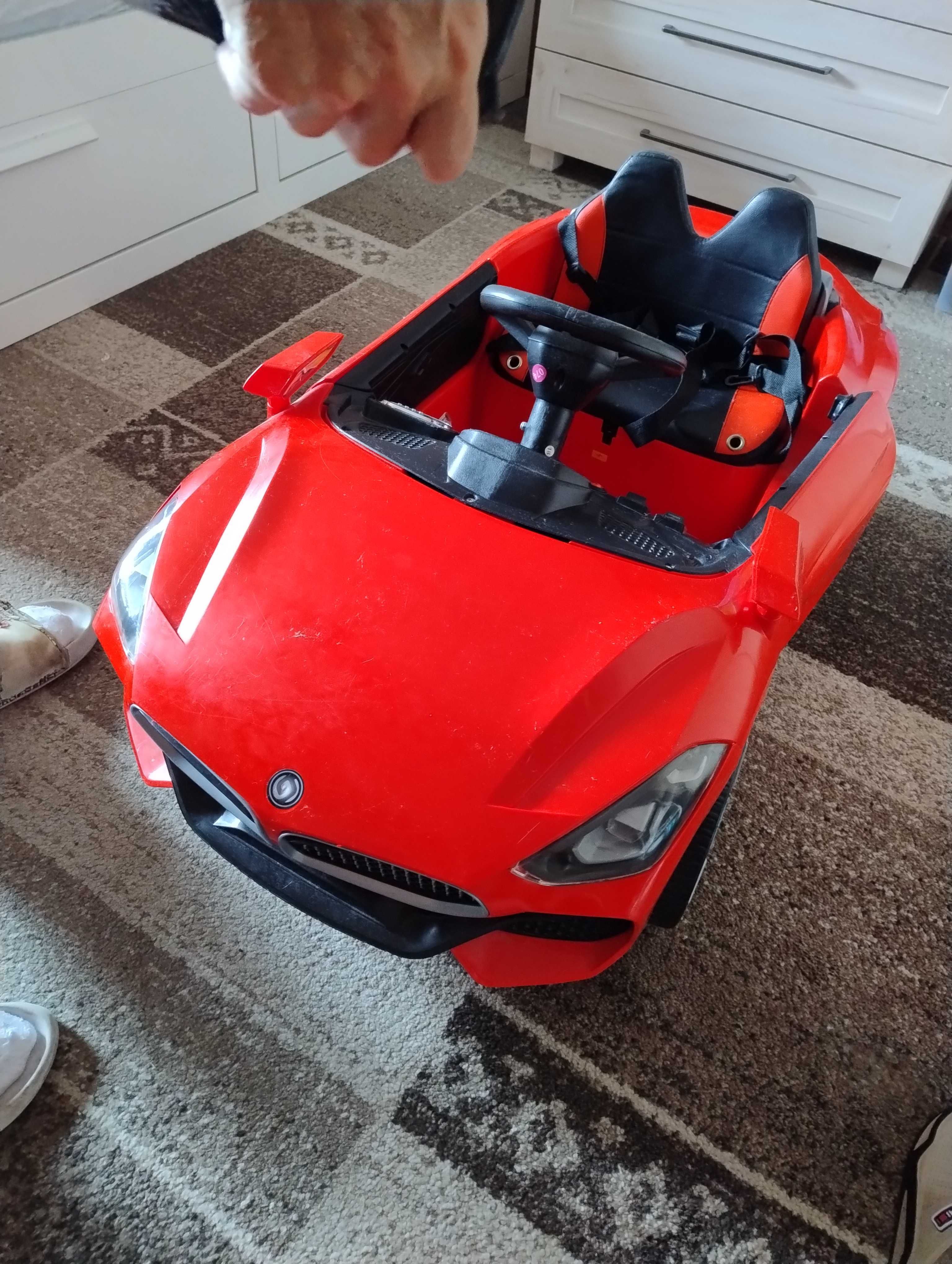 Super cabrio do jeżdżenia dla dzieci stan bardzo dobry