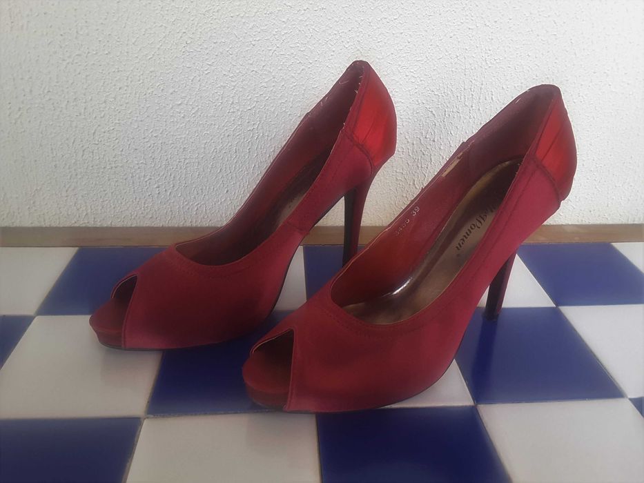 Sapatos de Salto Peep Toe