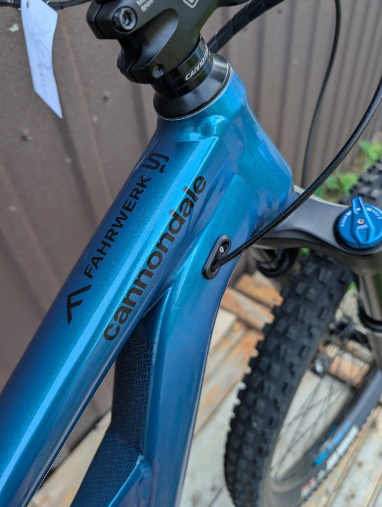 Велосипед 29" Cannondale habit двопідвіс на Fox гірський
В наявності