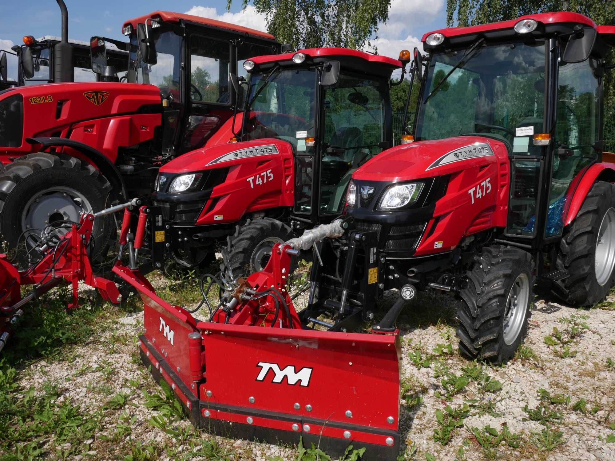 TYM Zestaw komunalny zimowy Pług odśnieżny 1,8 strzałka Na TUZ