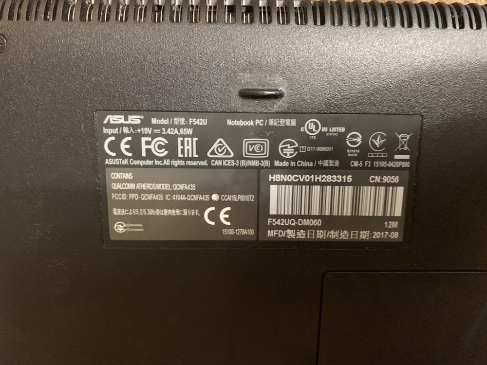 Ноутбук. ASUS VivoBook
