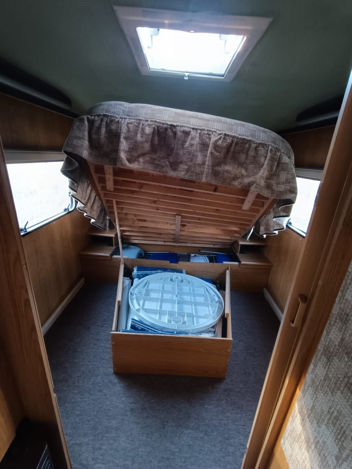 1986 Dethleffs Caravans rn7