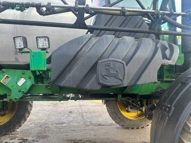 Обприскувач John Deere 4930