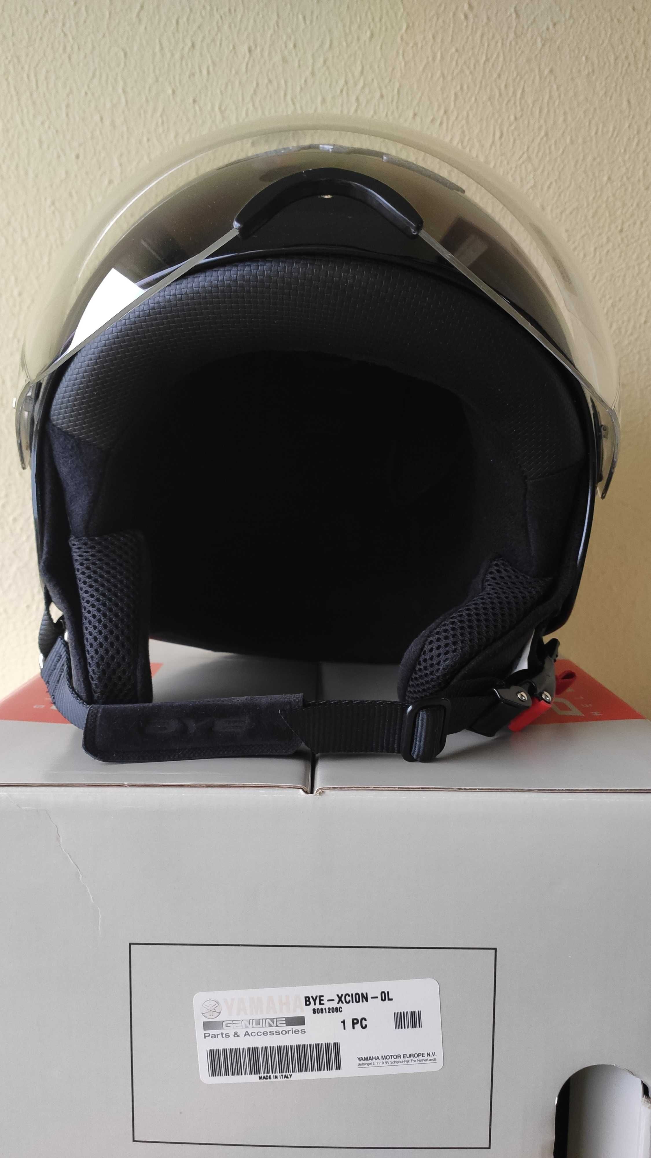 Capacete para motociclista da marca Bye nunca usado