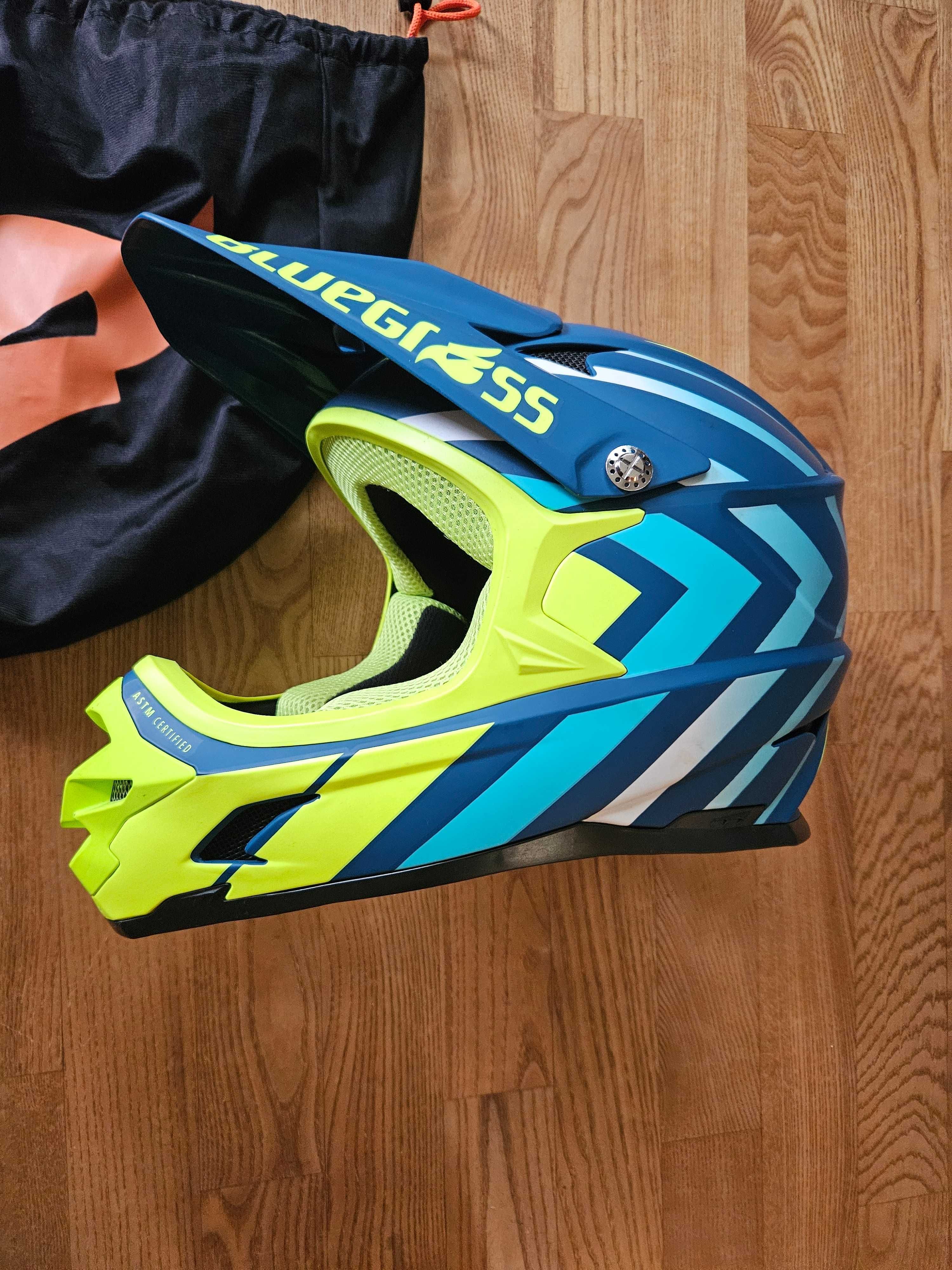 kask rowerowy full face bluegrass XS