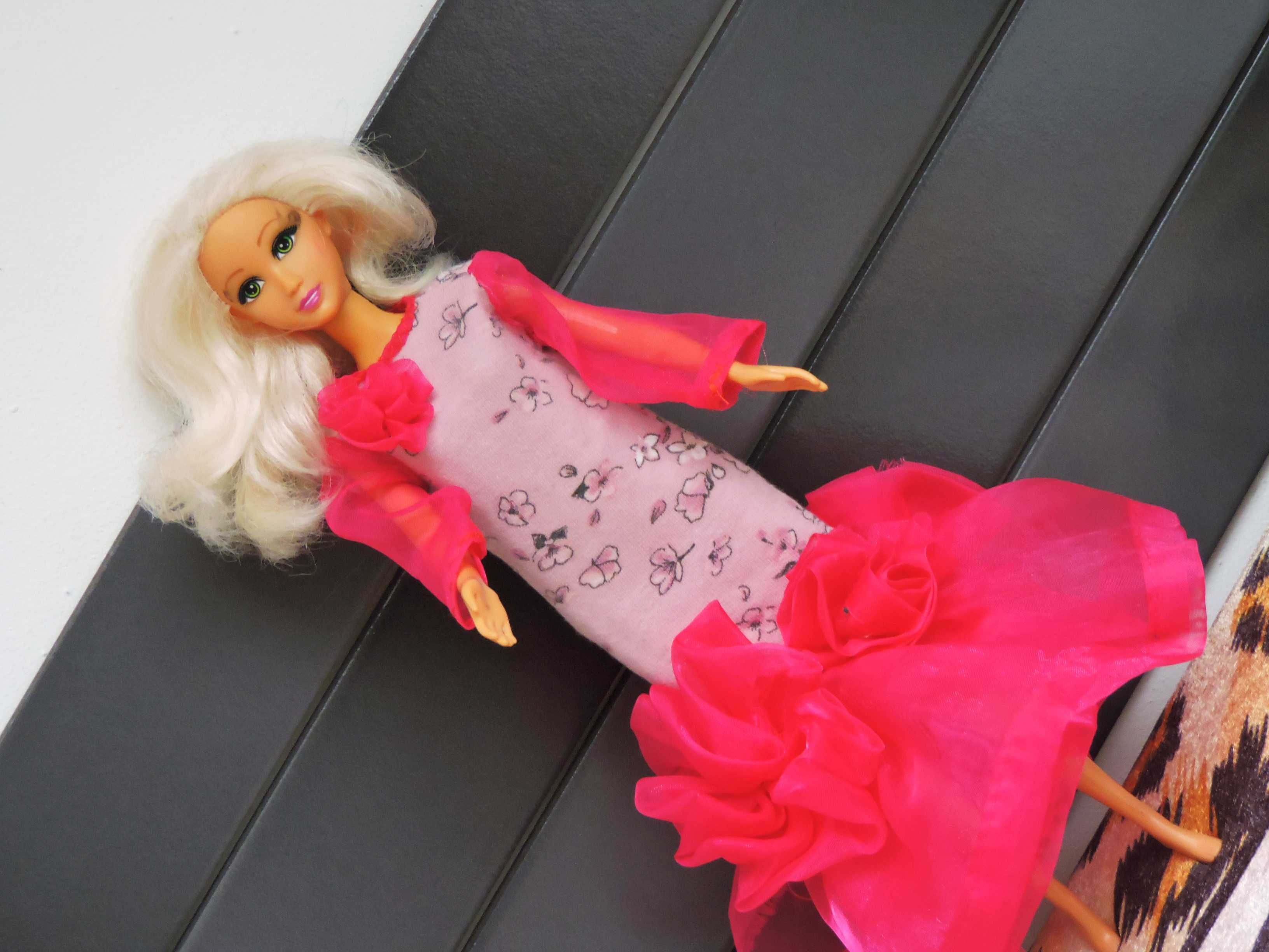 Lalka Barbie fantazyjna sukienka