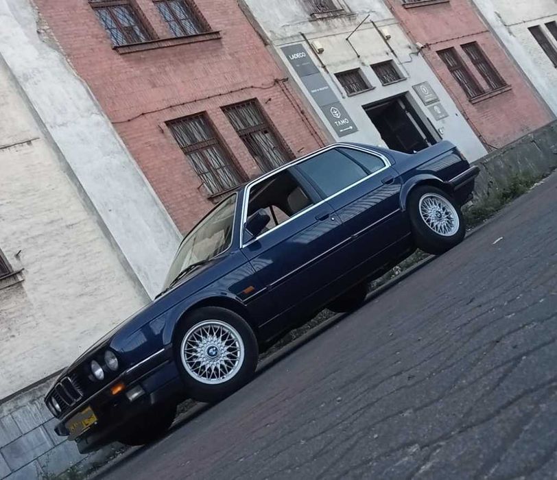 BMW E30 325i 1987r