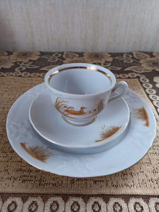 ВИНТАЖ.Сервиз кофейный фарфоровый "Летят утки" "Охотничий" "На охоте"