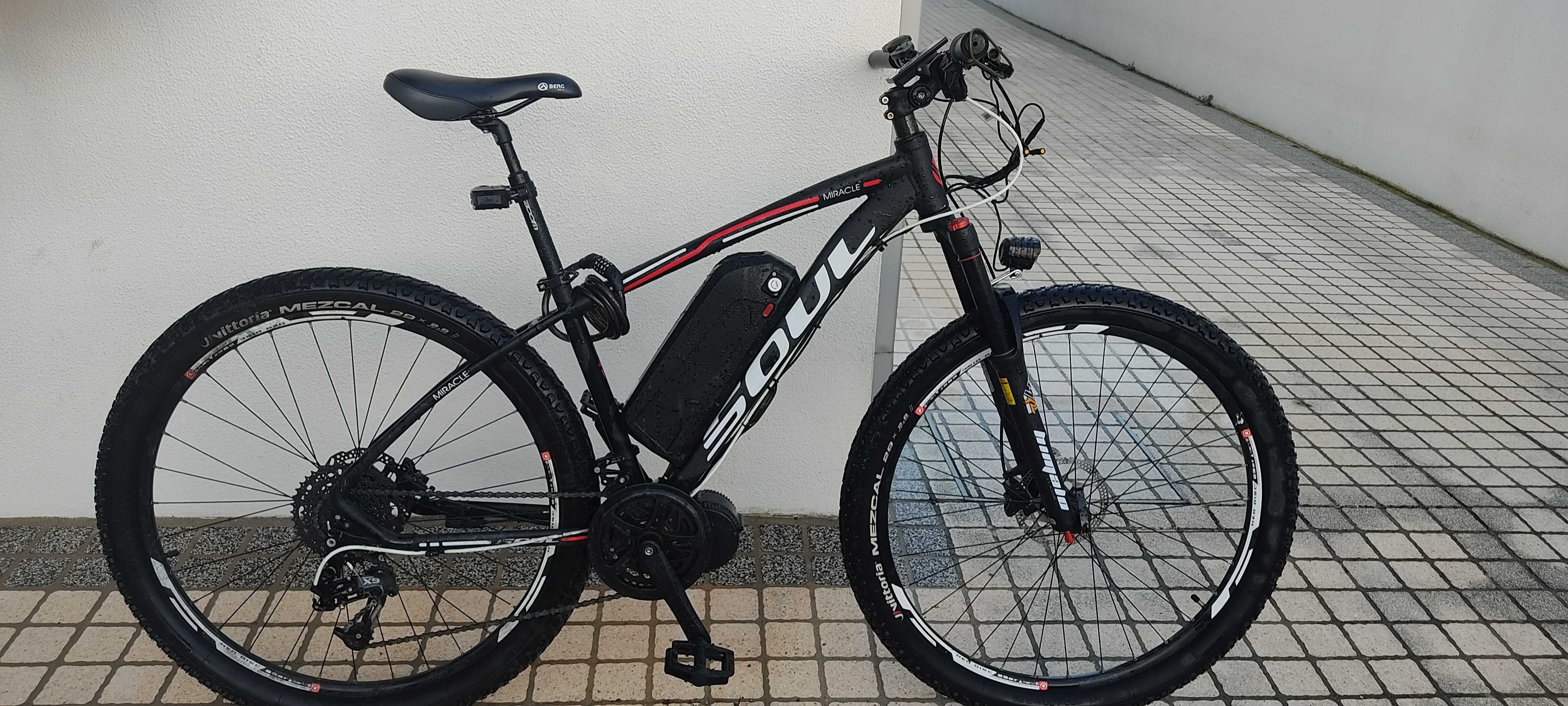 E-bike Bicicleta elétrica roda 29