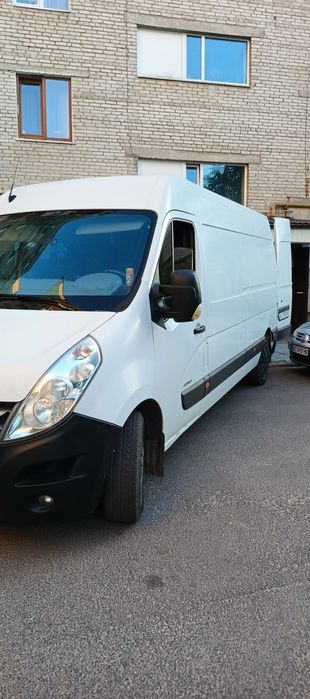 Вантажні перевезення меблів та інше майно