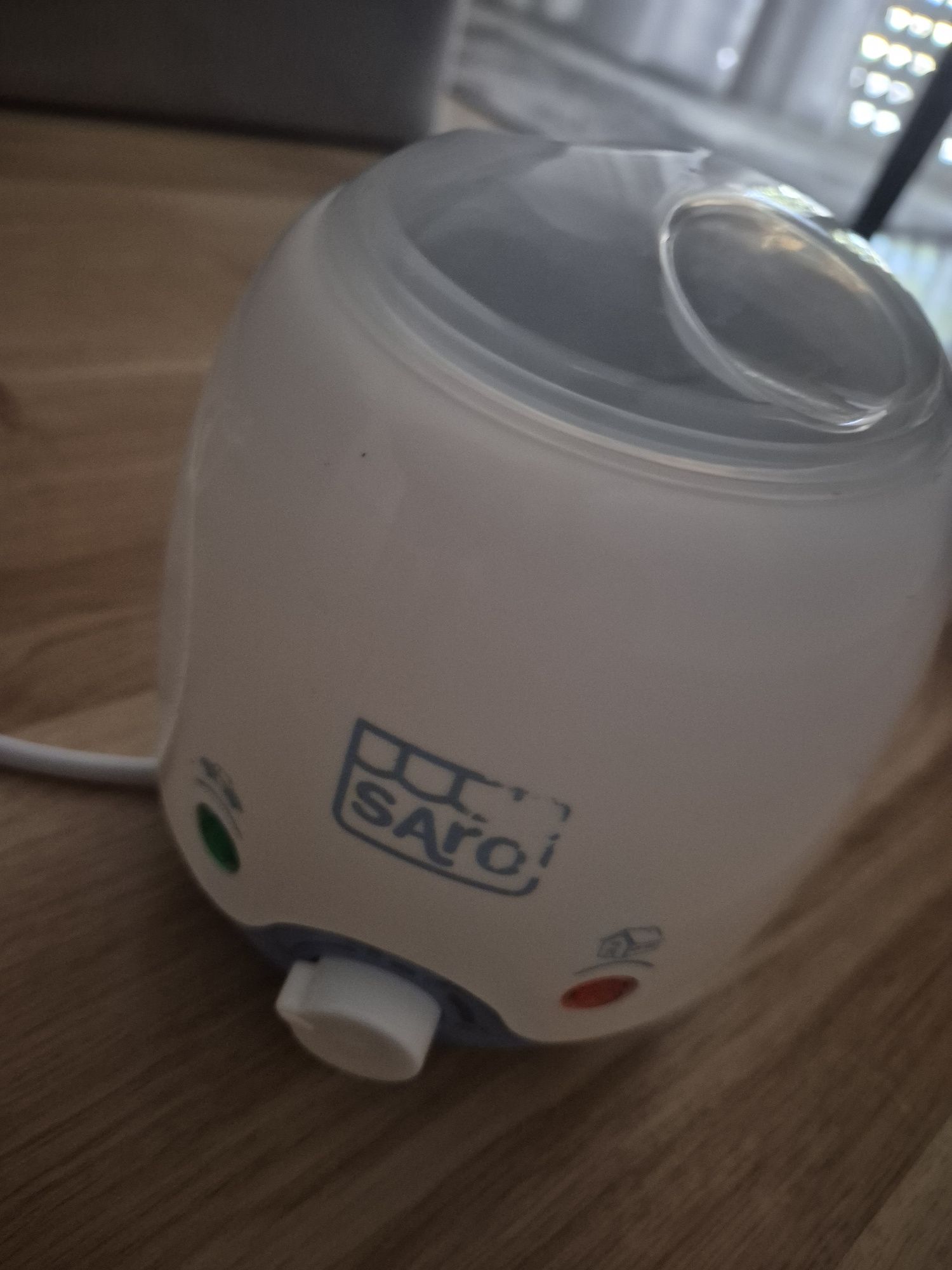 Aquecedor biberão da marca Saro