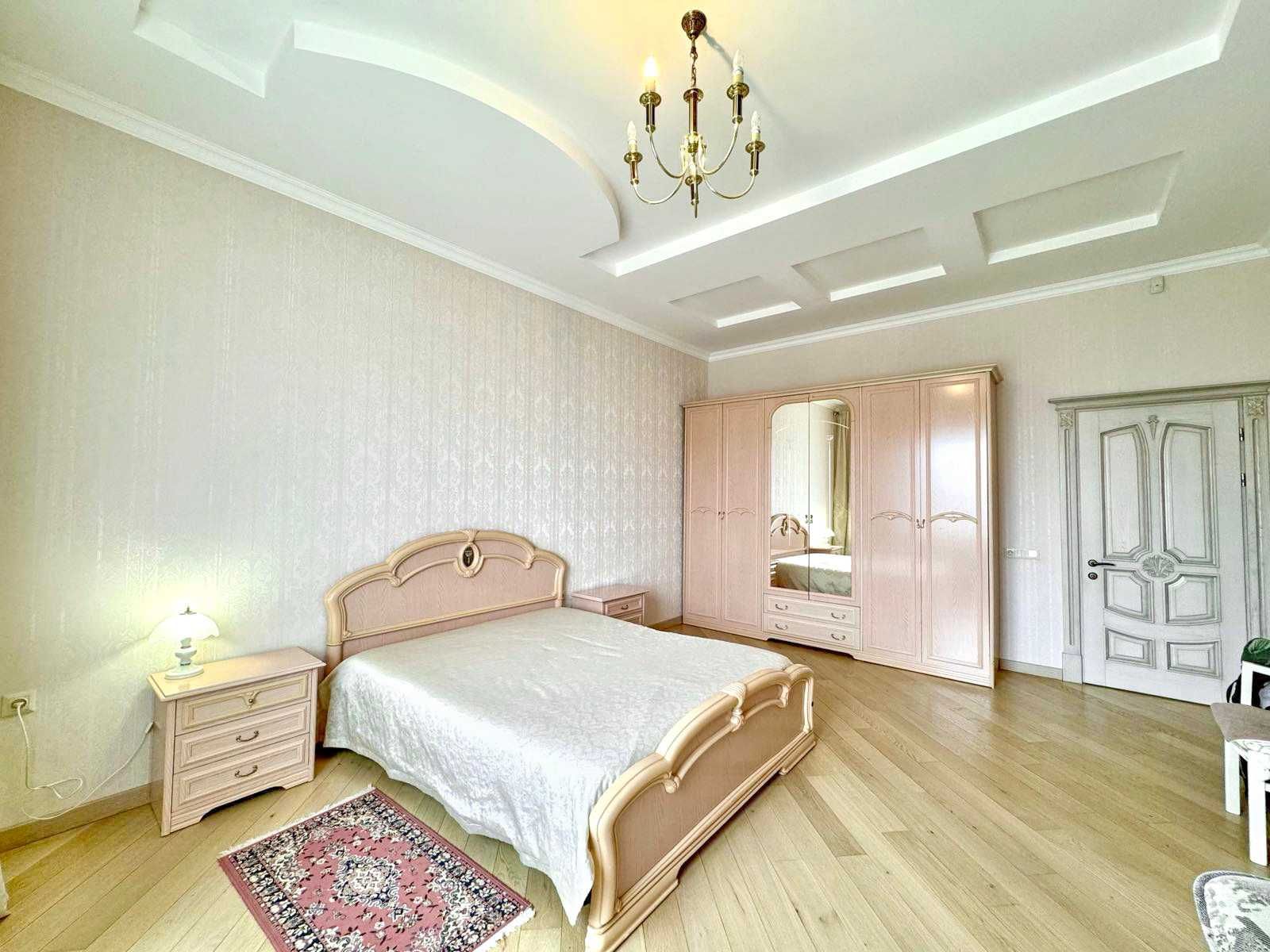 Продаю гарний будинок в Царському селі. ц1
