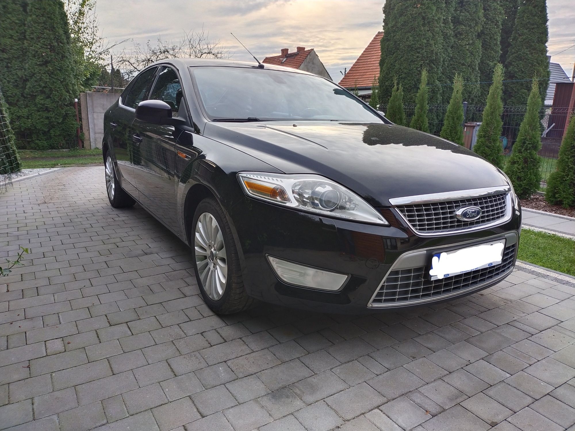 Ford Mondeo 2,0 145km 08r