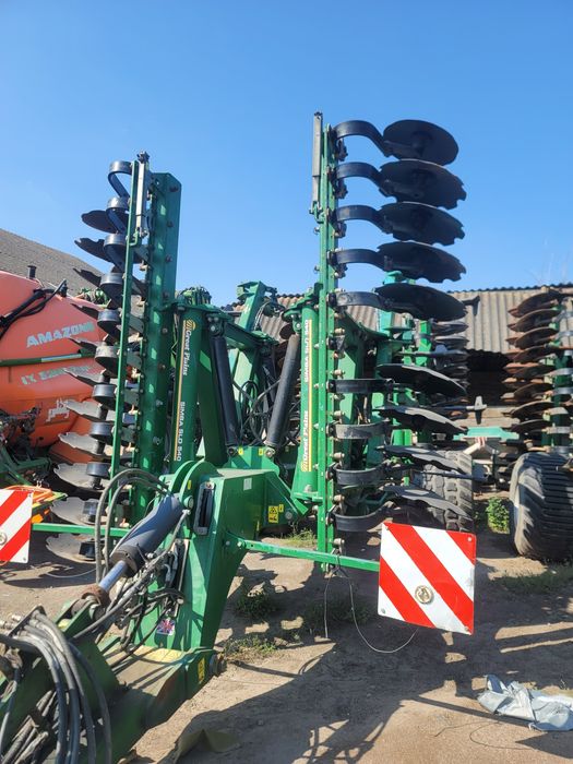 Передпосівний агрегат great plains simba 5.4