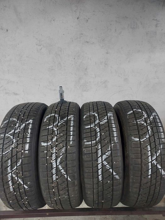215/65/17 104T Kumho Wintercraft SUV S71 ZIMA 2X7 mm 2x6,6 mm 2022 Rok